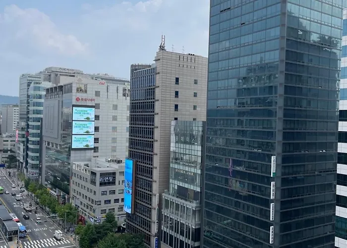 公寓 Hongdae 3 - 1min From Hongik Uni Station Exit #1 首爾